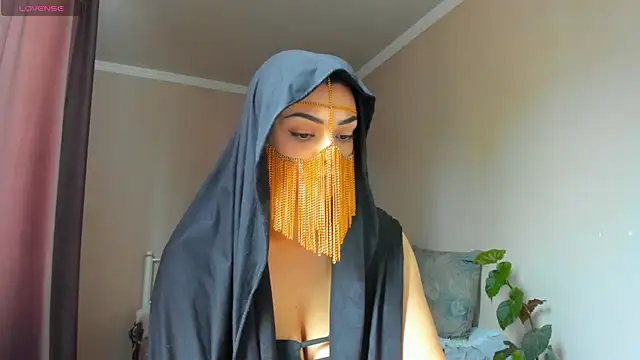 Snapshot of _cleopattra_ chatting on October 12, 7:54 am cleopattra online show from October 12, 7:54 am