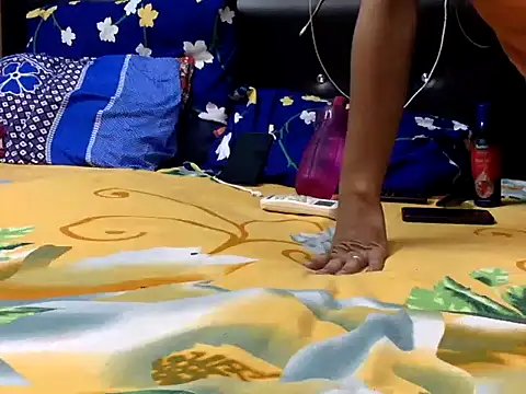 dreamy lusty01 online show from October 21, 9:14 pm