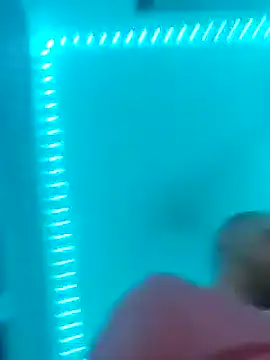 Snapshot of GeneralXMillyX chatting on January 5, 5:20 am GeneralXMillyX online show from January 5, 5:20 am