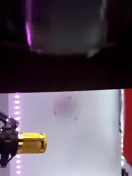 Snapshot of GeneralXMillyX chatting on March 4, 2:27 am GeneralXMillyX online show from March 4, 2:27 am