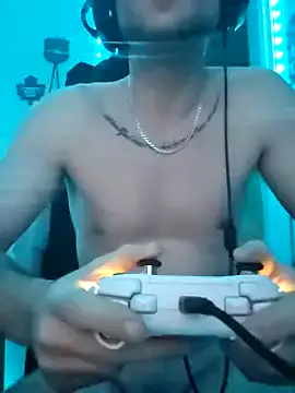 Snapshot of GeneralXMillyX chatting on January 8, 4:34 am GeneralXMillyX online show from January 8, 4:34 am