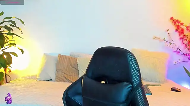 mike blossom online show from March 24, 1:44 pm