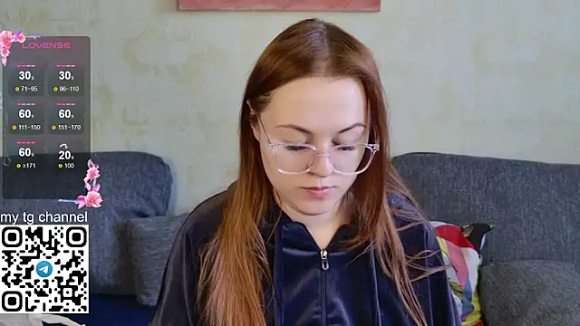 Lila Pitt online show from March 2, 1:09 pm