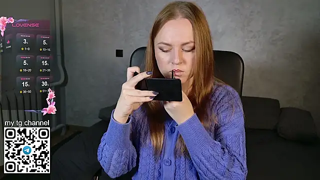 Lila Pitt online show from October 17, 5:33 am