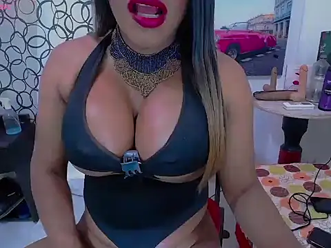 Snapshot of AntonetteBigCock chatting on February 20, 4:31 pm AntonetteBigCock online show from February 20, 4:31 pm