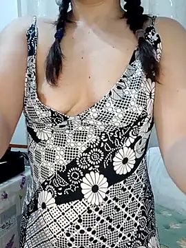 SexySweetPaola online show from April 7, 9:44 am