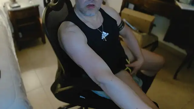 slzypvtpig online show from December 18, 9:14 am