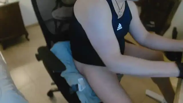 slzypvtpig online show from December 20, 11:24 am