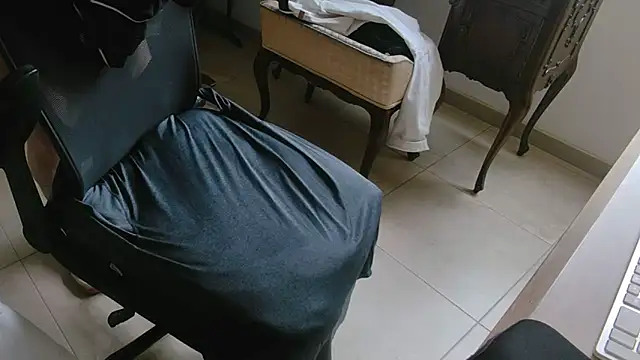 slzypvtpig online show from February 3, 10:59 pm