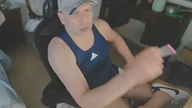 slzypvtpig online show from April 20, 7:55 am