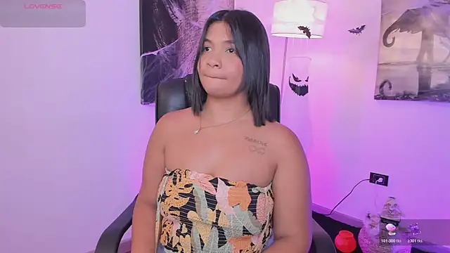 alaia7h online show from October 28, 7:35 pm