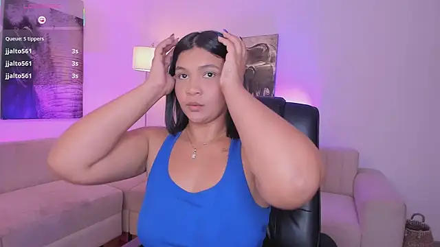 alaia7h online show from November 4, 7:39 pm