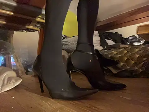 alexheels boots online show from March 14, 5:46 am