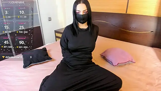 habibi moon online show from November 25, 3:18 am