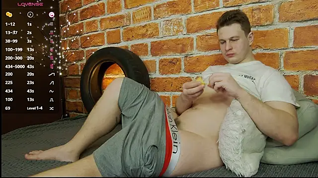 charlie smiley online show from February 18, 2:20 am