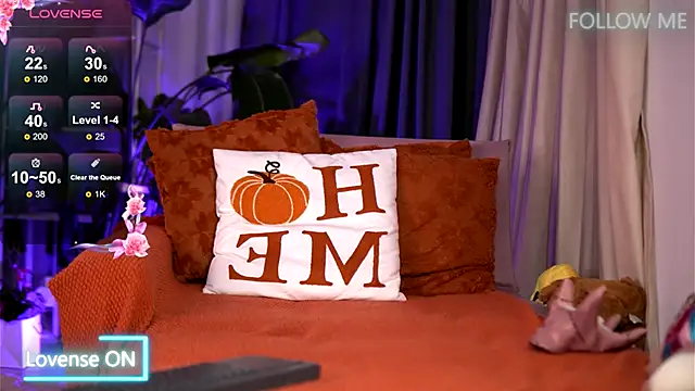 EmilyRaymont online show from November 21, 3:38 am