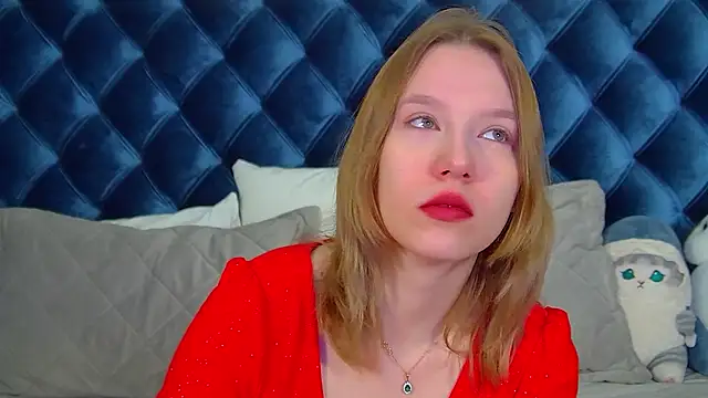 LiliLinn online show from March 12, 4:29 am