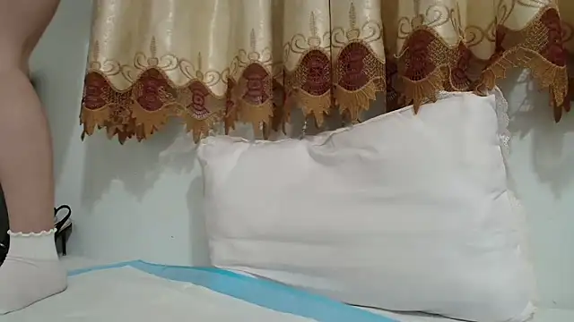 Snapshot of Mia-Tsuki- chatting on March 13, 4:38 am Mia-Tsuki- online show from March 13, 4:38 am