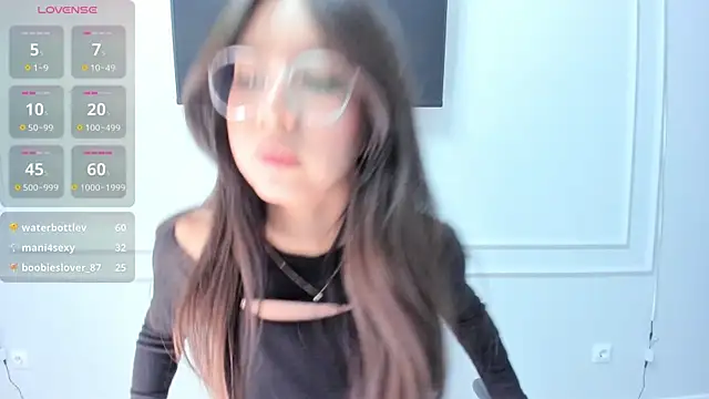 Snapshot of Miwa_Kasumi chatting on March 7, 6:43 pm Miwa Kasumi online show from March 7, 6:43 pm