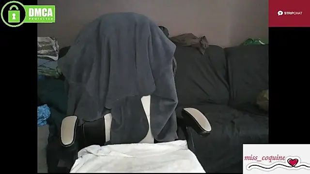 Snapshot of miss_coquine chatting on September 23, 7:59 am miss coquine online show from September 23, 7:59 am