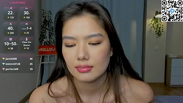 Snapshot of EmmaFisherf chatting on February 19, 7:37 pm EmmaFisherf online show from February 19, 7:37 pm