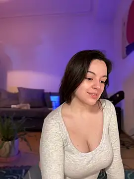 Snapshot of OohBunny chatting on February 2, 4:48 am OohBunny online show from February 2, 4:48 am