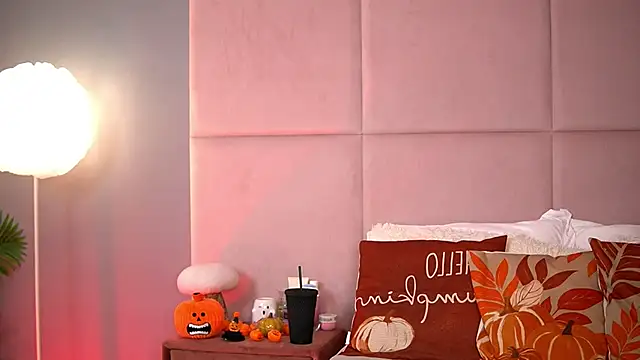 AlmaLuv online show from November 4, 4:49 am