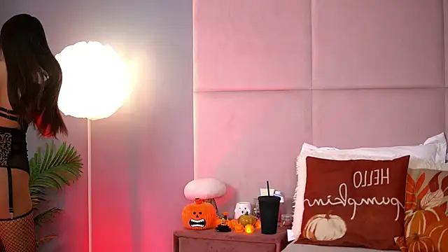 AlmaLuv online show from November 7, 4:50 am