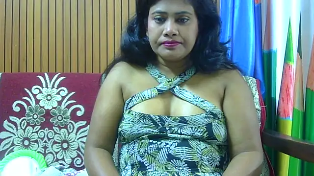 Snapshot of sexy_roma chatting on November 26, 7:14 pm sexy roma online show from November 26, 7:14 pm