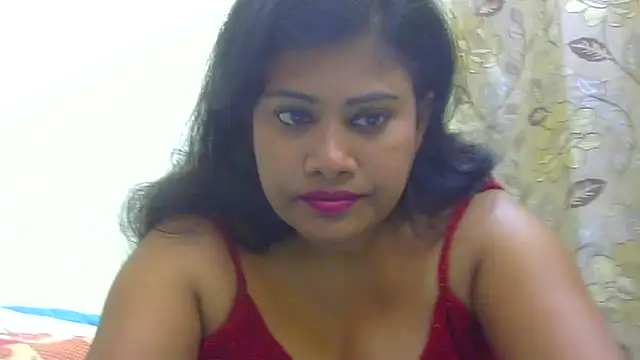 Snapshot of sexy_roma chatting on December 4, 5:56 pm sexy roma online show from December 4, 5:56 pm