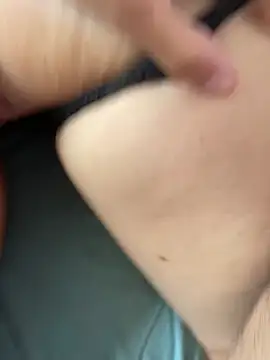 Raphaelfelip online show from April 12, 12:08 pm