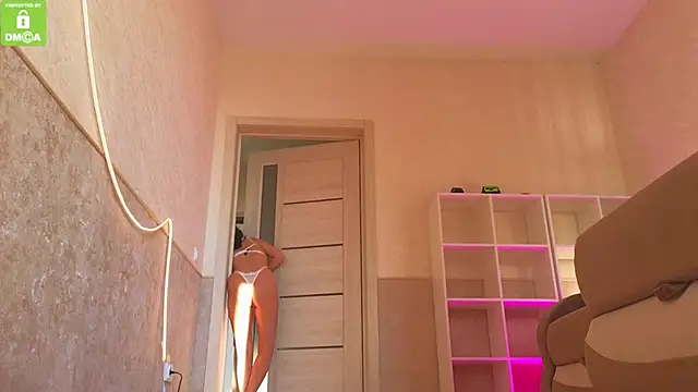 Katy perry  online show from October 25, 3:17 am