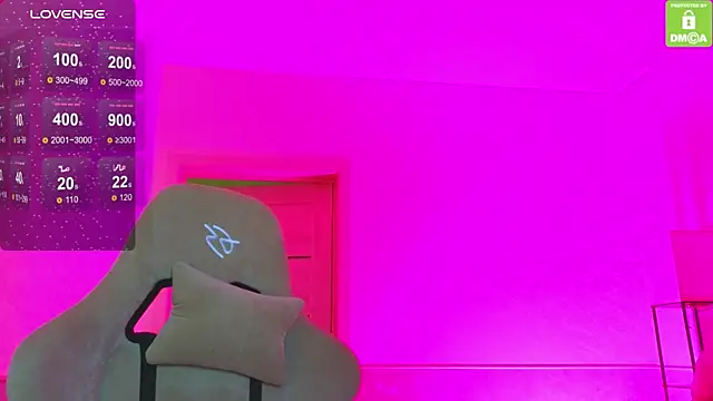 Katy perry  online show from November 21, 3:05 am