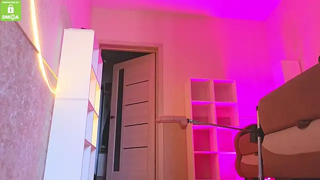 Katy perry  online show from November 5, 4:59 am