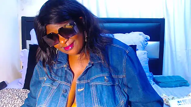 DARKBUSTY030 online show from March 25, 6:07 pm