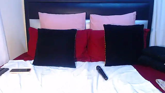 DARKBUSTY030 online show from March 9, 12:30 pm