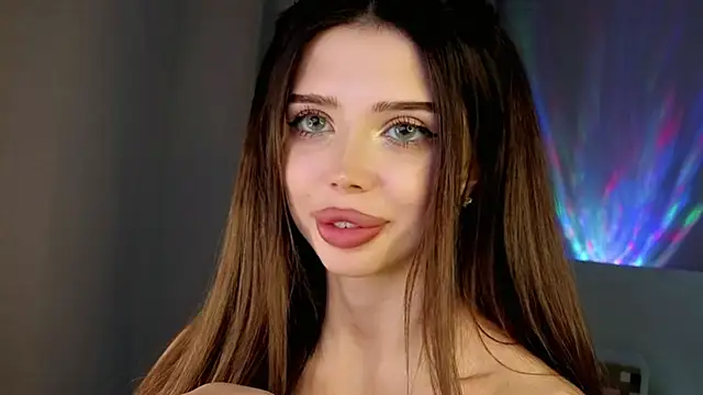 Jessie Johns online show from April 30, 8:57 pm