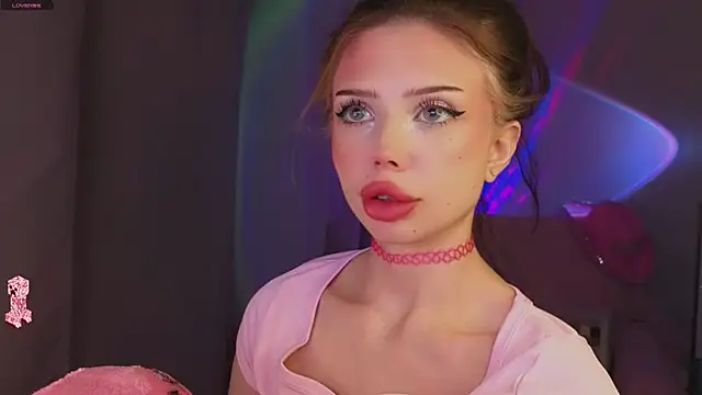 Jessie Johns online show from April 11, 6:33 pm