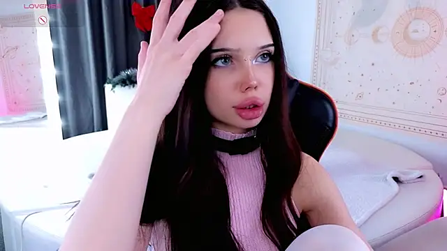 Jessie Johns online show from January 12, 6:04 pm