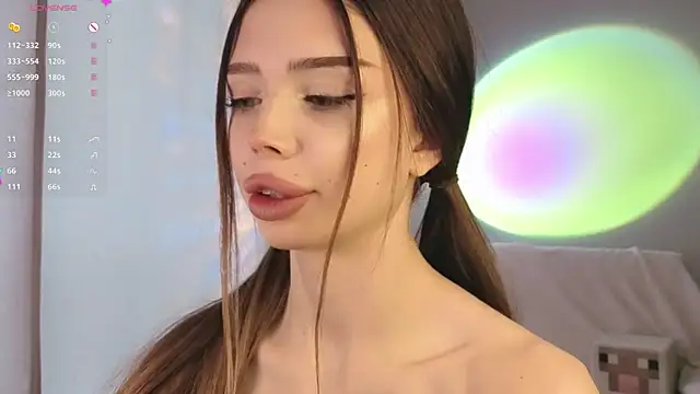 Jessie Johns online show from May 18, 3:39 pm