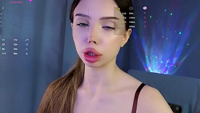 Jessie Johns online show from May 6, 5:39 pm