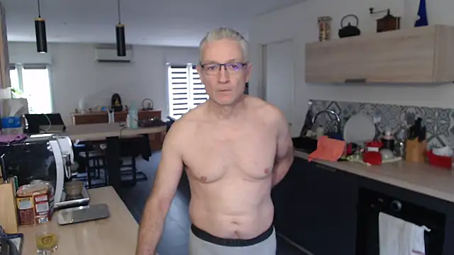 Goduleur69 online show from February 13, 2:20 pm