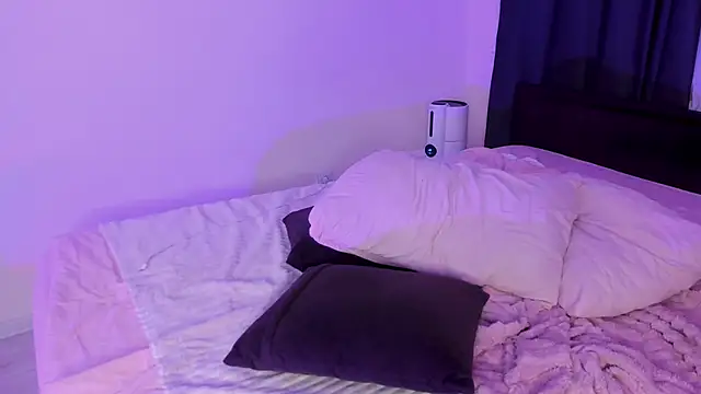 elliemintlover online show from February 20, 9:53 pm