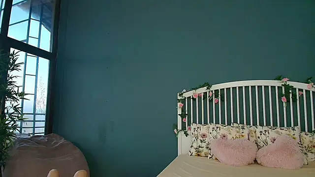 AlicePirs online show from March 25, 5:07 am