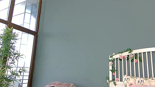 AlicePirs online show from April 7, 4:14 am