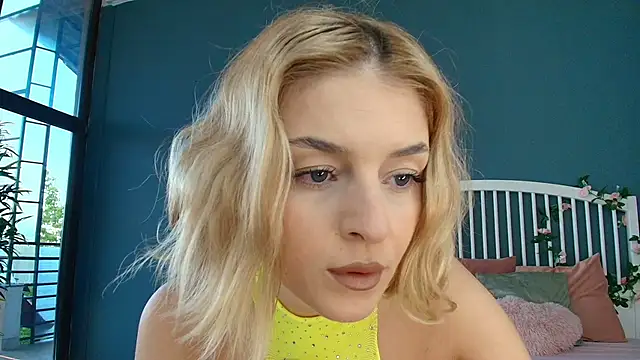 AlicePirs online show from May 25, 4:01 am