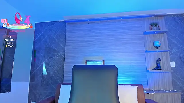 Snapshot of Alessia_Taylorr chatting on November 9, 12:42 pm Alessia Taylorr online show from November 9, 12:42 pm