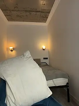 GlamourNova online show from January 9, 9:22 pm