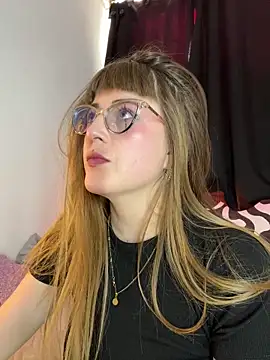 Snapshot of tekila__ chatting on September 25, 8:37 pm tekila online show from September 25, 8:37 pm