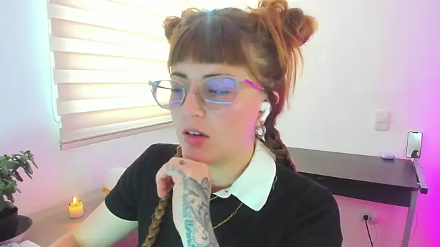 tekila   online show from April 8, 9:49 pm